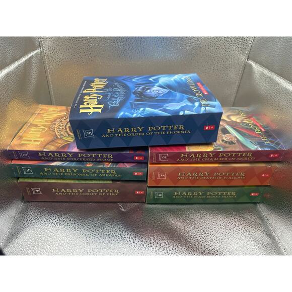 Harry Potter 7 book set - Picture 1 of 7